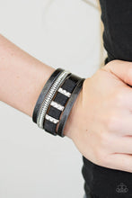 Load image into Gallery viewer, Paparazzi ♥ FAME Night - Black ♥ Bracelet