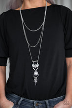 Load image into Gallery viewer, Paparazzi ♥ Wildland Wonderland - White ♥ Necklace