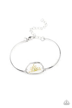 Load image into Gallery viewer, Prairie Paradise Paparazzi Bracelet - White