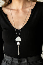 Load image into Gallery viewer, TIDE You Over Paparazzi Necklace - White