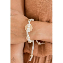 Load image into Gallery viewer, SUNSET SIGHTINGS - COMPLETE TREND BLEND - November 2020 Fashion Fix Set