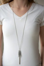 Load image into Gallery viewer, Paparazzi ♥ Twilight Twinkle - Silver ♥ Necklace
