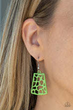 Load image into Gallery viewer, Powerful Prowl - Green ♥ Necklace
