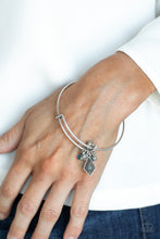 Load image into Gallery viewer, Treasure Charms Paparazzi Bracelet  - Blue
