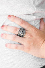 Load image into Gallery viewer, Paparazzi ♥ Sparkle Struck - Black ♥ Ring
