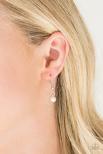 Load image into Gallery viewer, Be Fancy Paparazzi Necklace - White
