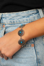 Load image into Gallery viewer, Mojave Mandalas Paparazzi Bracelet  - Blue
