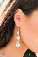 Load image into Gallery viewer, Unpredictable Shimmer Paparazzi Earring - White
