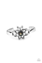 Load image into Gallery viewer, Sahara Garden Paparazzi Flecked Cuff Bracelet - Black
