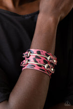 Load image into Gallery viewer, Safari Scene Paparazzi Urban Bracelet  - Pink
