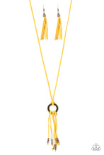 Load image into Gallery viewer, Feel at HOMESPUN Paparazzi Necklace - Yellow
