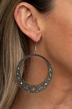 Load image into Gallery viewer, Bodaciously Blooming Paparazzi Earring - Multi
