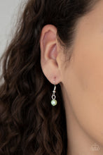 Load image into Gallery viewer, Let The Record GLOW Paparazzi Necklace - Green
