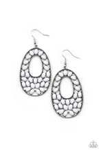 Load image into Gallery viewer, Beaded Shores Paparazzi Earring - White
