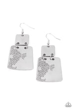 Load image into Gallery viewer, Tagging Along Paparazzi Earring - Silver
