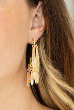 Load image into Gallery viewer, Pursuing The Plumes Paparazzi Earring - Gold

