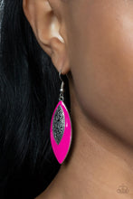 Load image into Gallery viewer, Venetian Vanity Paparazzi Earring - Pink
