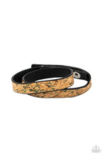 Load image into Gallery viewer, Space Warp Paparazzi Double Wrap Bracelet - Green
