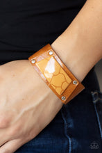 Load image into Gallery viewer, Geo Glamper Paparazzi Leather Bracelet  - Brown

