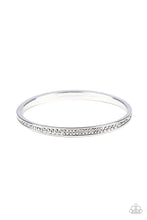Load image into Gallery viewer, Paparazzi ♥ Power Move - Silver ♥ Bracelet
