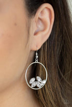Load image into Gallery viewer, Cue The Confetti Paparazzi Earring - White
